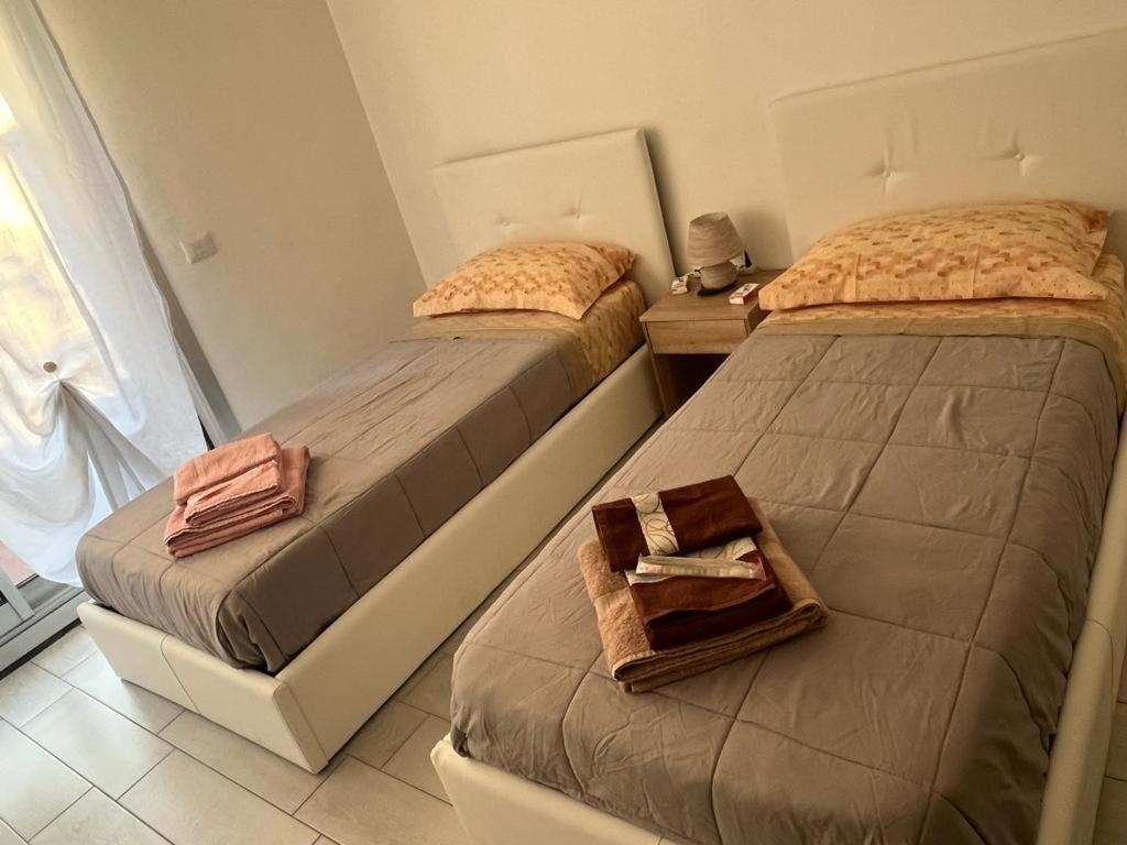 Einaudi Apartment Cologno Monzese Eksteriør billede